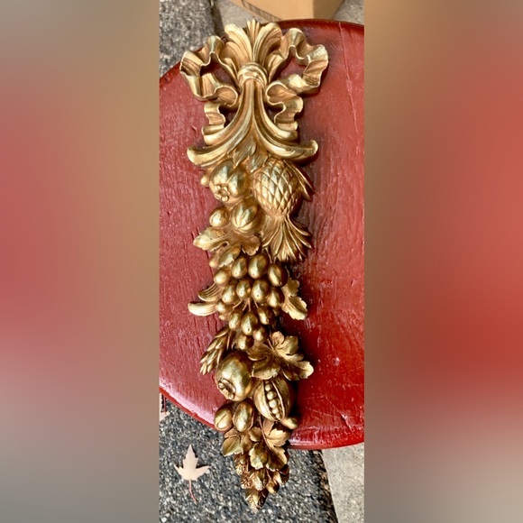 1966 Mid Century Vintage SYROCO Gold Tone Decorative Wall Hanging - Picture 10 of 12